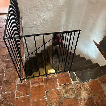 Ostal De La Croix *
