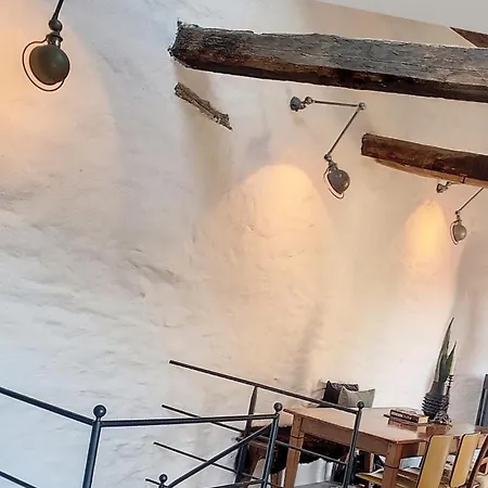 Hébergement de vacances Ostal De La Croix