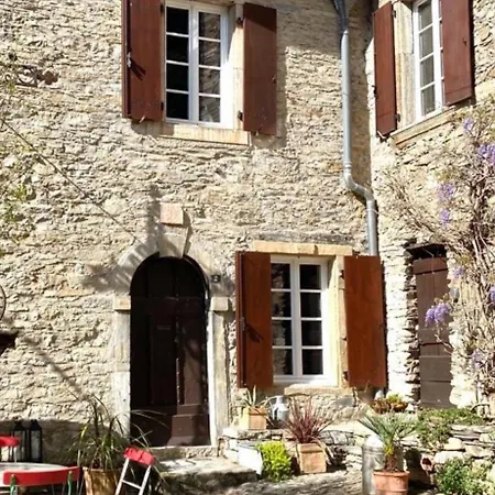 Ostal De La Croix Holiday home *