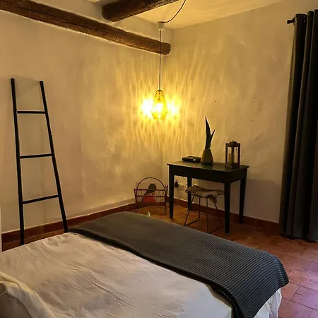 Ostal De La Croix Holiday home Vieussan