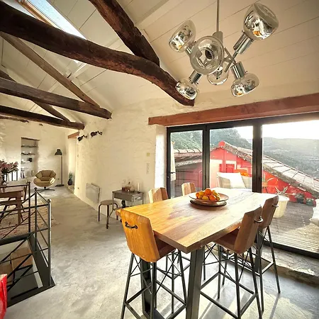 Ostal De La Croix Feriehus *