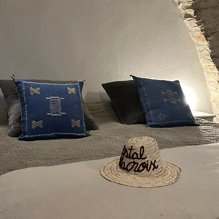 Ostal De La Croix * Vieussan