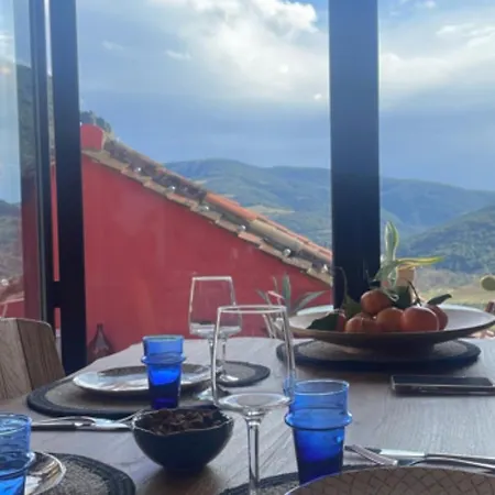 Ostal De La Croix Holiday home Vieussan