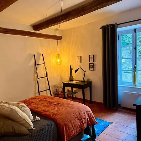 Hébergement de vacances Ostal De La Croix Vieussan
