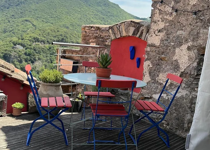 Ostal De La Croix * Vieussan