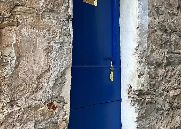 Ostal De La Croix * Vieussan